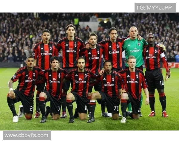 卡卡领衔AC米兰对决曼联的经典对抗赛回顾与分析